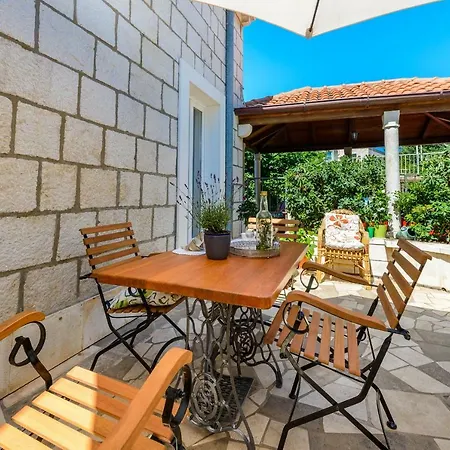Antonella Apartment